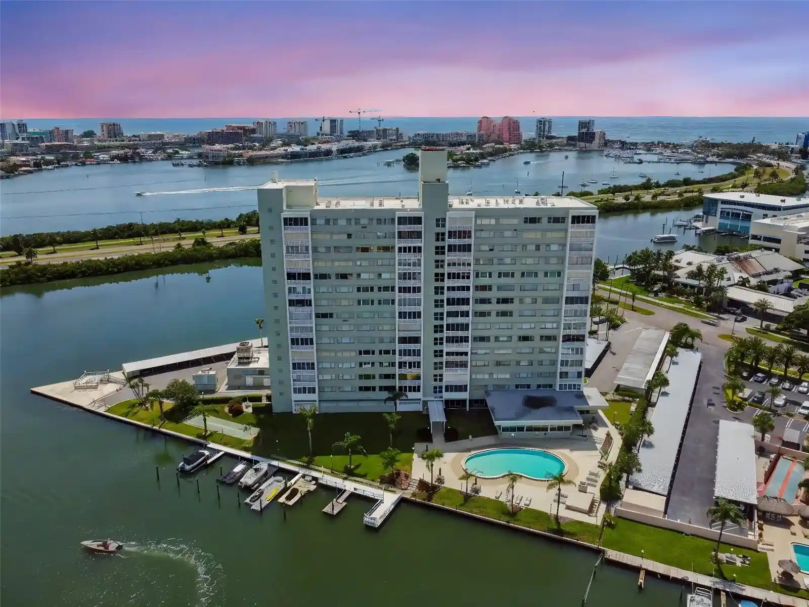 Listing Photo 1 - Condo for sale in 31 Island Wy located at 31 Island Wy, Clearwater, FL 33767 - Unit #609