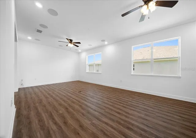 Photo 3 of Single family home for sale at 8233 Sw 93rd Terrace, Ocala, FL 34481 | MLS# OM711274 | Listing updated on 2026-08-06