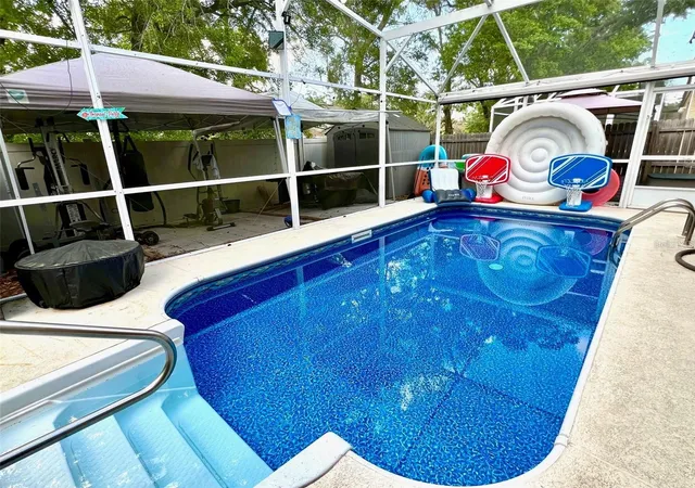 Photo 3 of Single family home for sale at 2814 Palm Isle Way, Orlando, FL 32829 | MLS# V4945336 | Listing updated on 2026-09-01