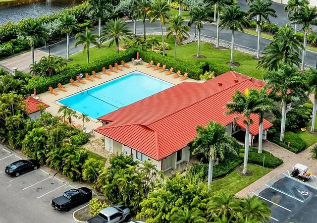 Photo 4 of Condo for sale at 3240 Southshore Dr #44C, Punta Gorda, FL 33955 | MLS# C7516144 | Listing updated on 2026-09-16