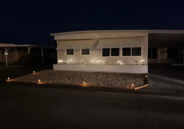 Photo 2 of Manufactured home for sale at 47 Kono Cir, Leesburg, FL 34788 | MLS# G5103214 | Listing updated on 2026-10-21