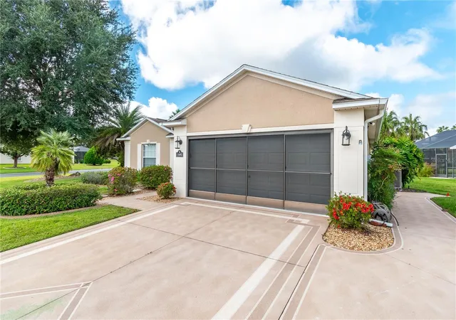 Photo 4 of Single family home for sale at 15692 SW 11th Court Rd, Ocala, FL 34473 | MLS# O6351795 | Listing updated on 2026-09-21
