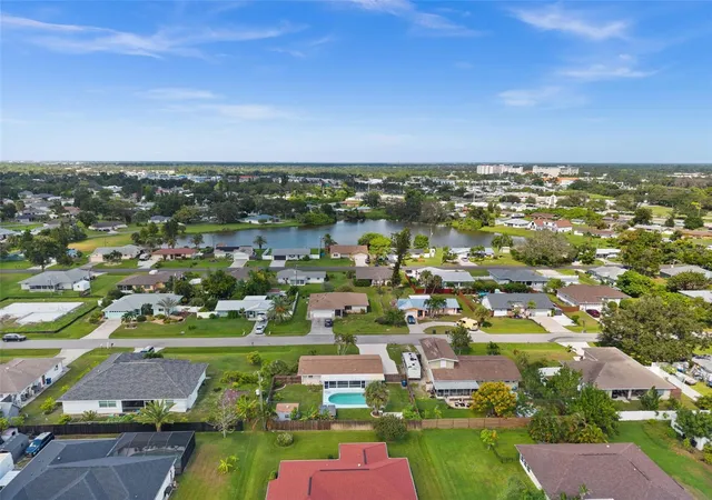 Photo 3 of Single family home for sale at 219 Coral Rd, Venice, FL 34293 | MLS# A4668201 | Listing updated on 2026-08-26