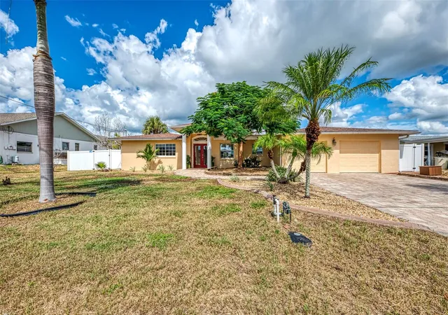 Photo 2 of Single family home for sale at 1962 Arkansas Ave, Englewood, FL 34224 | MLS# D6144227 | Listing updated on 2026-10-03