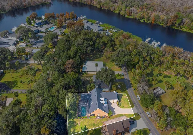 40th image of 2305 Hontoon Rd, Deland, FL 32720 | MLS# OM711357