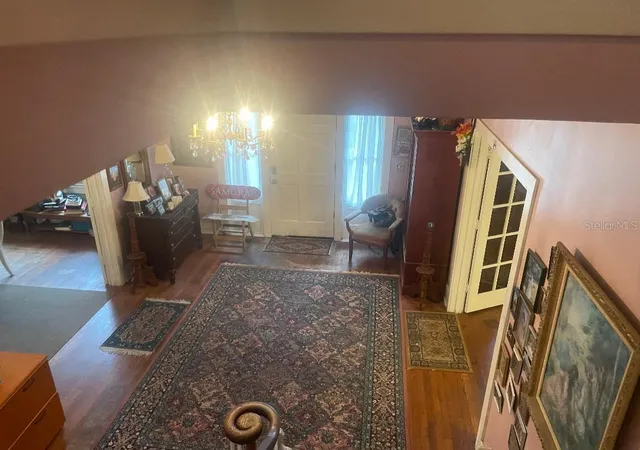 5th image of 635 Ne 9Th Ave, Gainesville, FL 32601 | MLS# GC534686