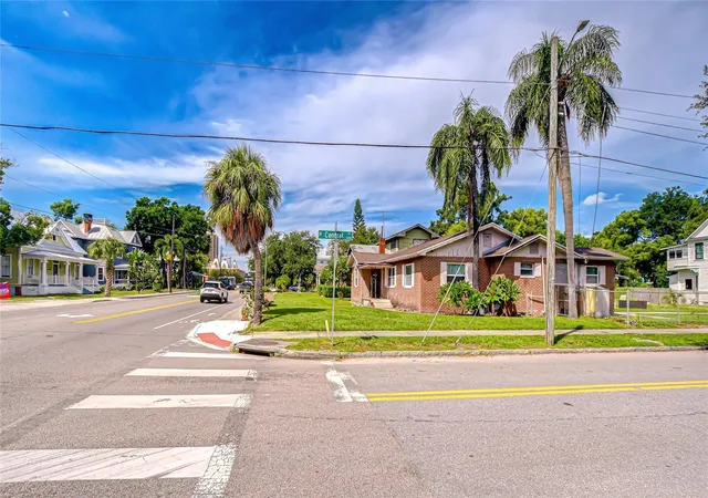1st image of 408 E Palm Ave, Tampa, FL 33602 | MLS# TB8437240