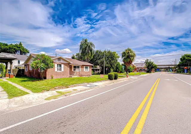 5th image of 408 E Palm Ave, Tampa, FL 33602 | MLS# TB8437240