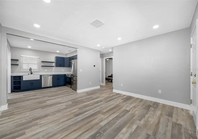 4th image of 340 79Th Ave, St Pete Beach, FL 33706 | MLS# TB8437260