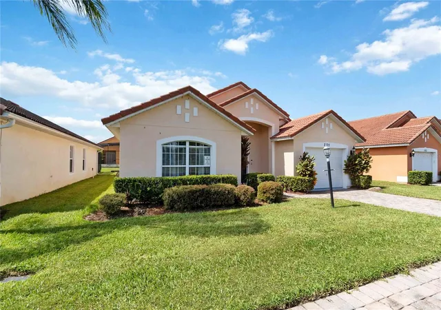 3rd image of 205 Hummingbird Pass, Davenport, FL 33896 | MLS# O6352030