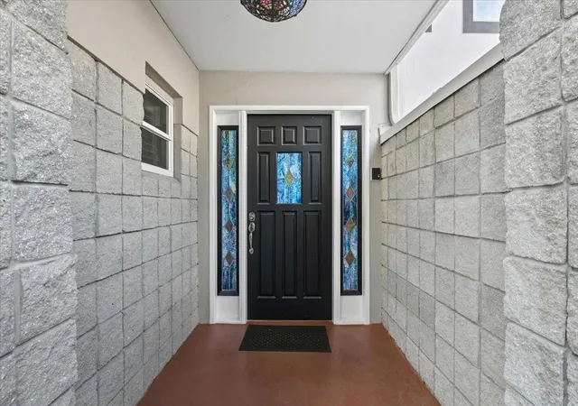 5th image of 2713 Chambray Ln, Tampa, FL 33611 | MLS# TB8437379