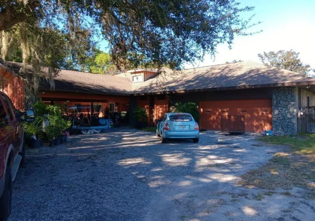 1st image of 2922 Rustwood Ln, Eustis, FL 32726 | MLS# TB8437456