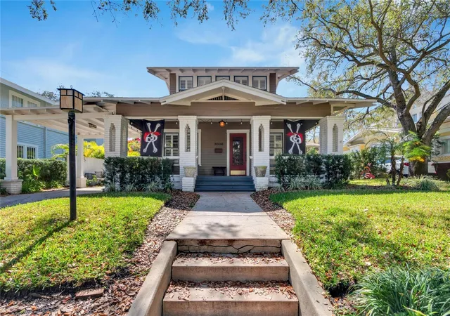 2nd image of 3006 W Harbor View Ave, Tampa, FL 33611 | MLS# TB8437727