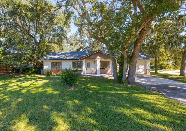 Photo 1 of Single family home for sale at 600 English Oaks Dr, Port Orange, FL 32127 | MLS# NS1086232 | Listing updated on 2026-10-07