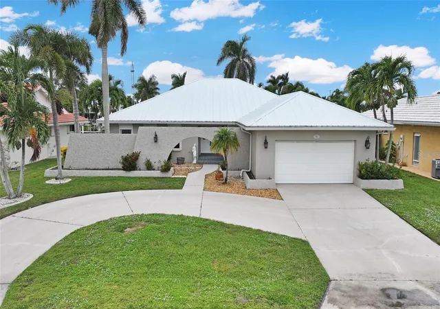 Homes for sale in Punta Gorda, FL | 931 Bal Harbor Blvd, Punta Gorda, FL 33950 | MLS# C7516267