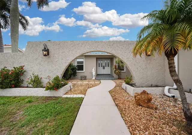 5th image of 931 Bal Harbor Blvd, Punta Gorda, FL 33950 | MLS# C7516267