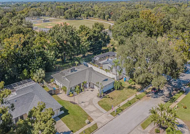 3rd image of 565 Sandy Hook Rd, Palm Harbor, FL 34683 | MLS# TB8437779