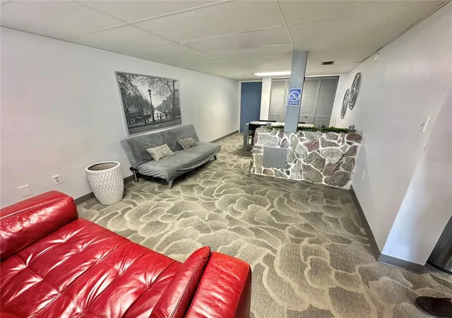2nd image of 100 Waverly Wy, CLEARWATER, FL 33756