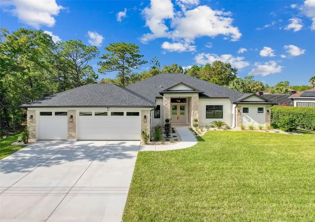 Photo 1 of Single family home for sale at 88 Daisy St, Homosassa, FL 34446 | MLS# W7879898 | Listing updated on 2026-10-02