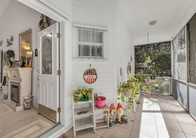 Photo 2 of Single family home for sale at 1350 Old Oak Trl, Port Charlotte, FL 33948 | MLS# C7516314 | Listing updated on 2026-08-16