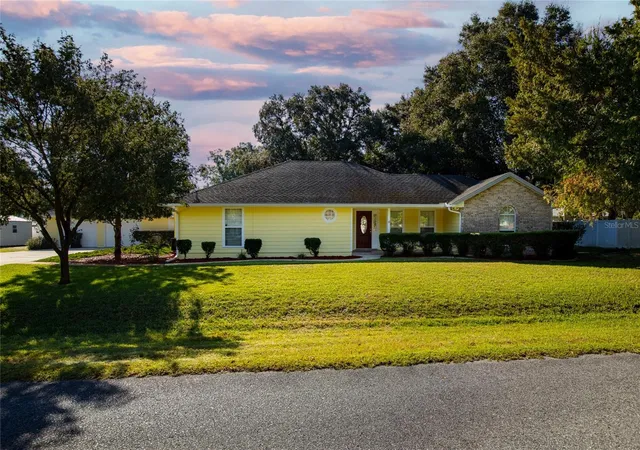 1st image of 618 Se 44th St, Keystone Heights, FL 32656 | MLS# GC534732