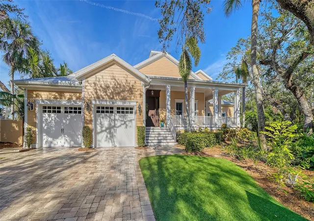 Homes for sale in Sarasota, FL | 5309 Hidden Harbor Rd, Sarasota, FL 34242 | MLS# A4668550