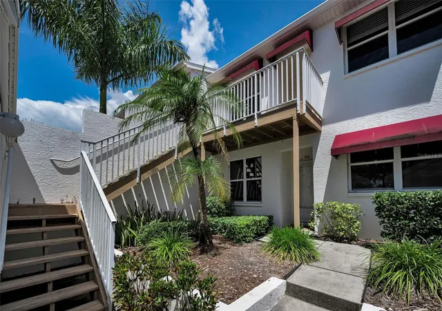 Homes for sale in Largo, FL | 1400 Water View Dr W #202, Largo, FL 33771 | MLS# A4668596