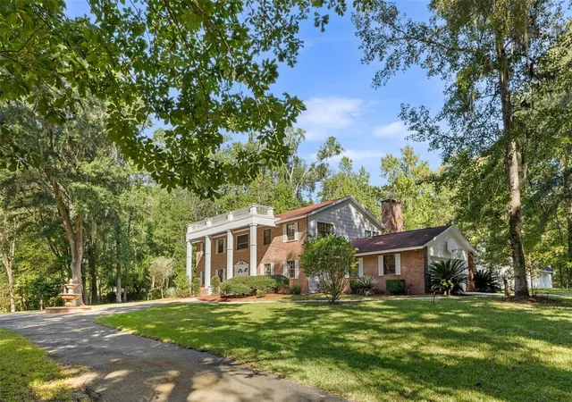 Photo 3 of Single family home for sale at 4621 Nw 71st Blvd, Gainesville, FL 32606 | MLS# GC534739 | Listing updated on 2026-09-21