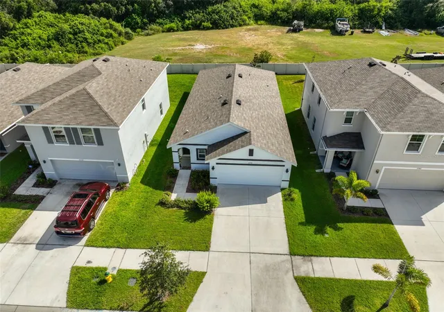 Photo 3 of Single family home for sale at 12136 Lily Magnolia Ln, Riverview, FL 33569 | MLS# TB8438379 | Listing updated on 2026-10-23