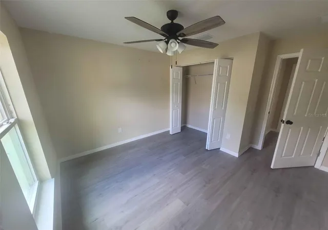 10th image of 410 Kilgore St, Wildwood, FL 34785 | MLS# O6352923