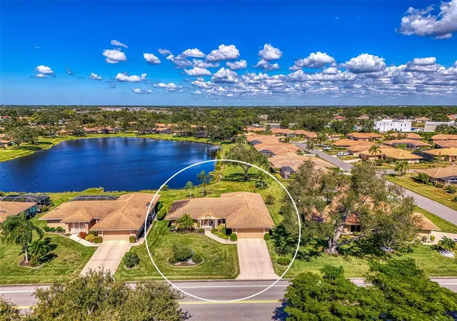 Photo 3 of Single family home for sale at 3168 E Village Dr, Venice, FL 34293 | MLS# N6141026 | Listing updated on 2026-10-07