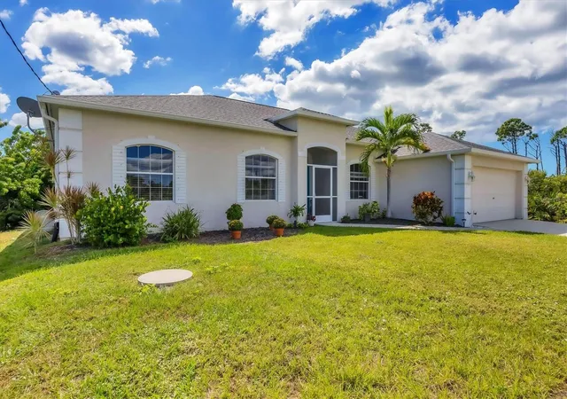 Homes for sale in Placida, FL | 11 Lateen Sail Dr, Placida, FL 33946 | MLS# D6144289