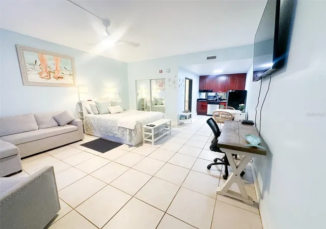 Photo 4 of Condo for sale at 611 Destiny Dr #501, Ruskin, FL 33570 | MLS# TB8438567 | Listing updated on 2026-09-12