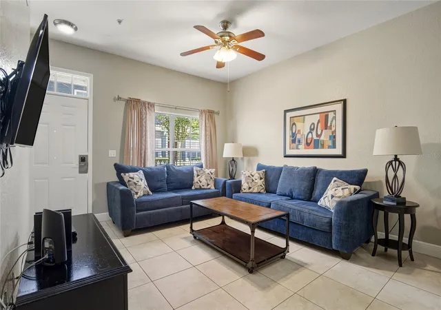 Listing Photo 5 - Condo for sale in building located at 2610 Lodi Cir, Kissimmee, FL 34746 - Unit #106