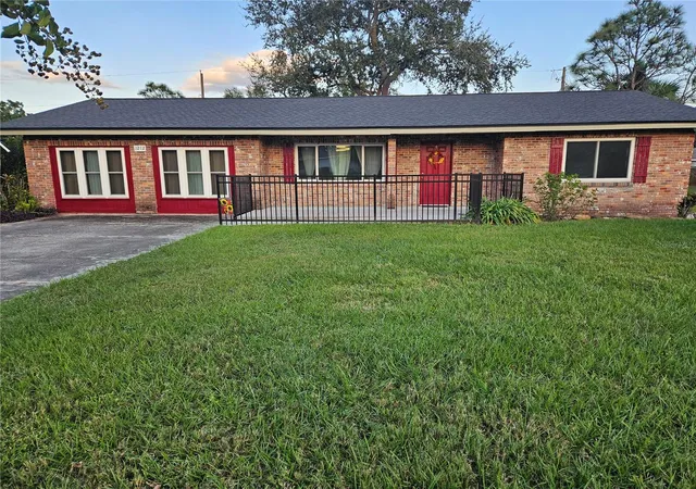 Photo 1 of Single family home for sale at 1212 Blake Ave, Auburndale, FL 33823 | MLS# P4936709 | Listing updated on 2026-10-08