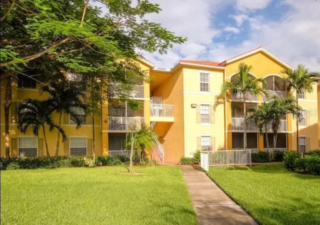 Homes for sale in Fort Myers, FL | 4105 Residence Dr #717, Fort Myers, FL 33901 | MLS# A4668740