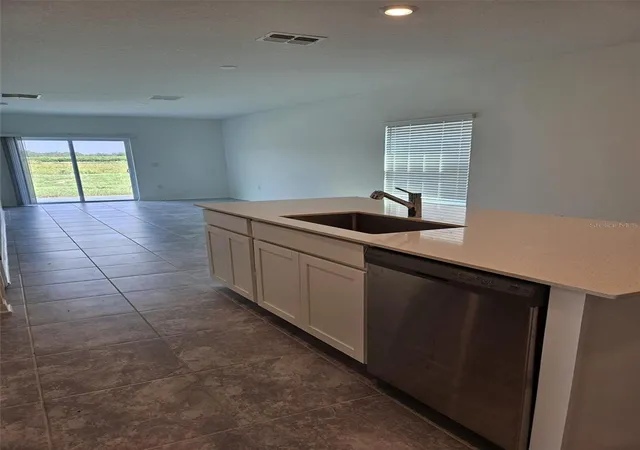 3rd image of 757 Reggie Rd, Winter Haven, FL 33884 | MLS# S5136830