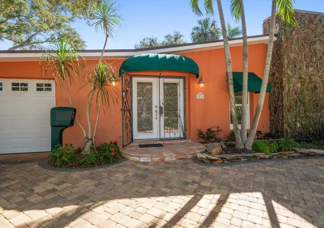 Photo 4 of Single family home for sale at 3033 82Nd Wy N, Saint Petersburg, FL 33710 | MLS# TB8438986 | Listing updated on 2026-10-24