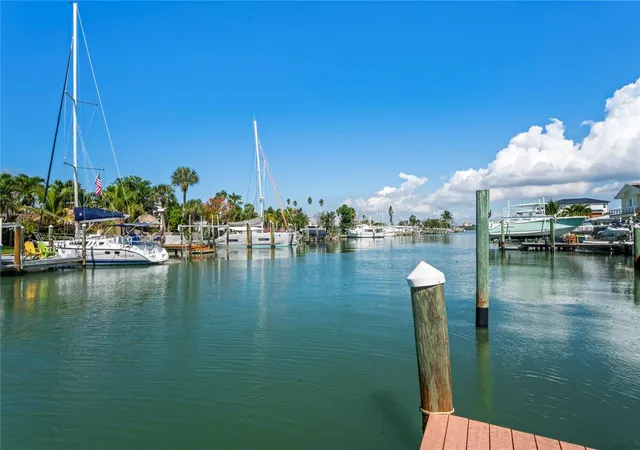 22nd image of 516 Crystal Dr, Madeira Beach, FL 33708 | MLS# TB8439054