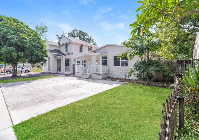 Photo 3 of Single family home for sale at 2626 15th Avenue N, Saint Petersburg, FL 33713 | MLS# O6353523 | Listing updated on 2026-10-20