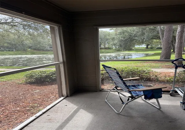 Listing Photo 5 - Condo for sale in building located at 5136 Park Central Dr, Orlando, FL 32839 - Unit #215