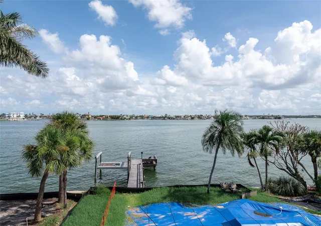 1st image of 2 Paradise Ln, Treasure Island, FL 33706 | MLS# TB8439267