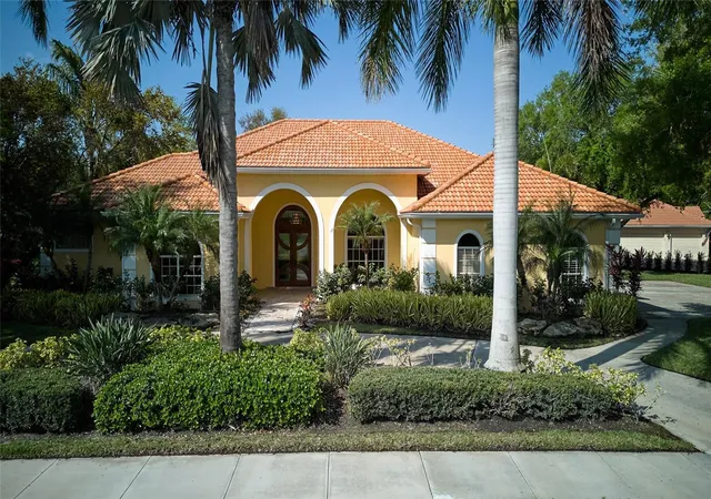Photo 1 of Single family home for sale at 3718 Boca Pointe Dr, Sarasota, FL 34238 | MLS# A4668962 | Listing updated on 2026-07-24