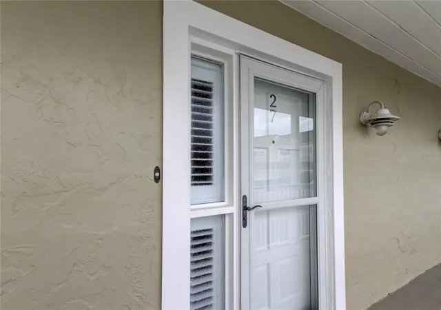 2nd image of 433 Paula Dr S #27, Dunedin, FL 34698 | MLS# TB8439356