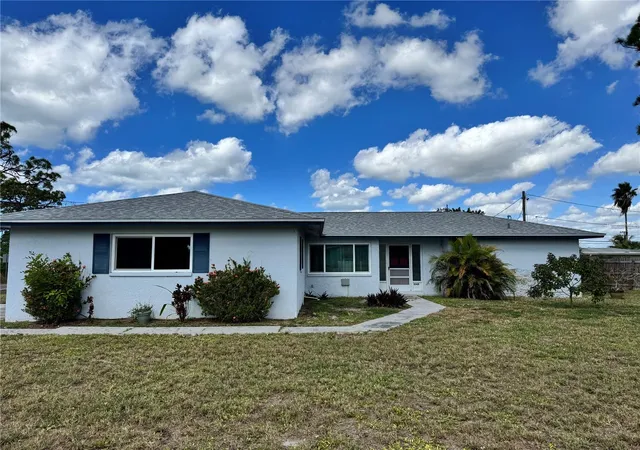 1st image of 1048 Porpoise Rd, Venice, FL 34293 | MLS# TB8439382