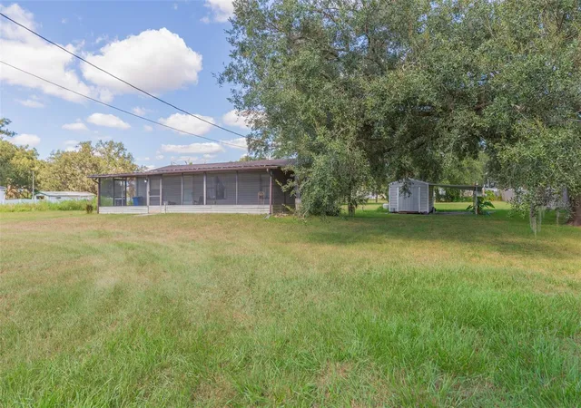 Photo 2 of Manufactured home for sale at 11228 Marlborough Dr, Seffner, FL 33584 | MLS# TB8439415 | Listing updated on 2026-09-16
