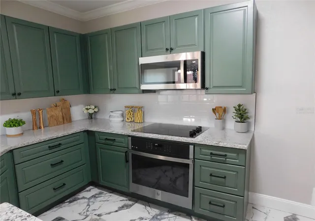Listing Photo 4 - Condo for sale in building located at 2725 Via Cipriani, Clearwater, FL 33764 - Unit #735B