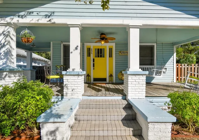 3rd image of 906 E Hamilton Ave, Tampa, FL 33604 | MLS# TB8439582