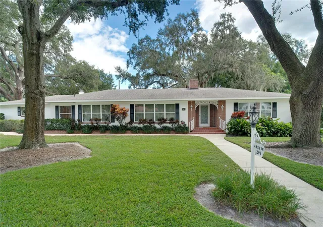 Photo 1 of Single family home for sale at 241 N Dillard St, Winter Garden, FL 34787 | MLS# O6353975 | Listing updated on 2026-08-25