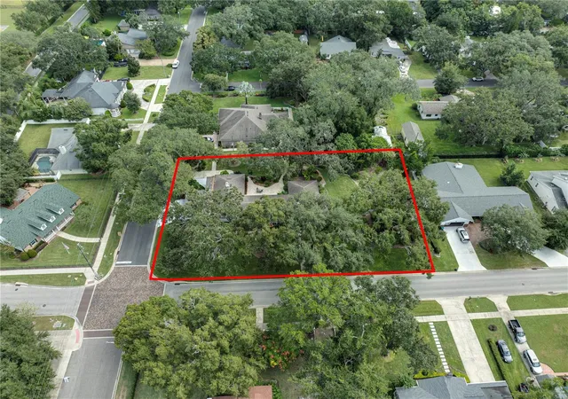 Photo 4 of Single family home for sale at 241 N Dillard St, Winter Garden, FL 34787 | MLS# O6353975 | Listing updated on 2026-08-25